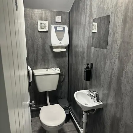 Denton House Hostel