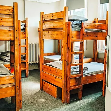 Hostel Denton House *