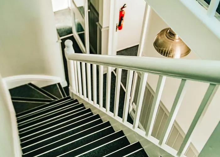 Denton House كيسويك