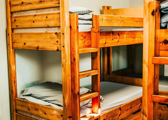 Denton House بيت شباب كيسويك